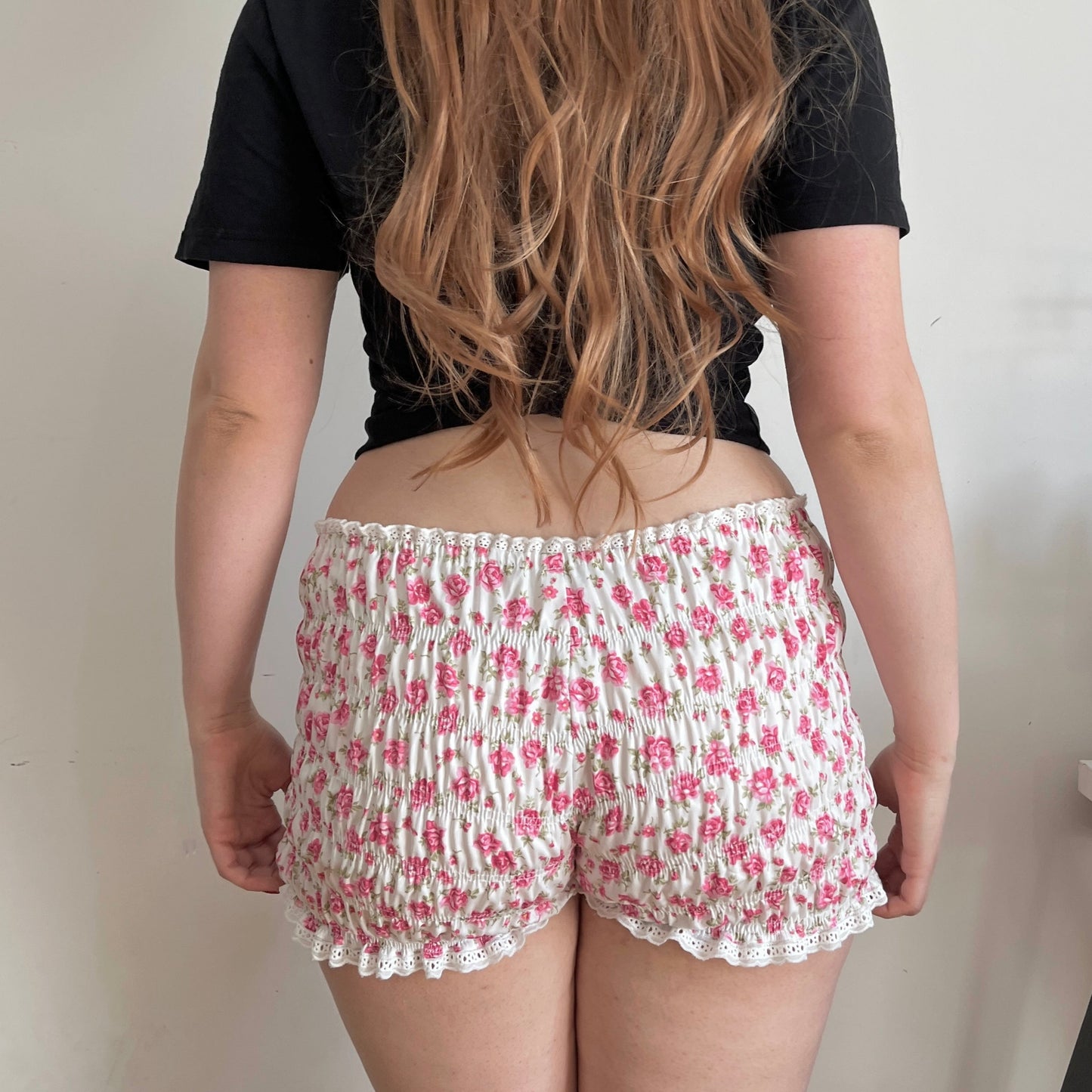 Ivory Floral Shorts - XS/S