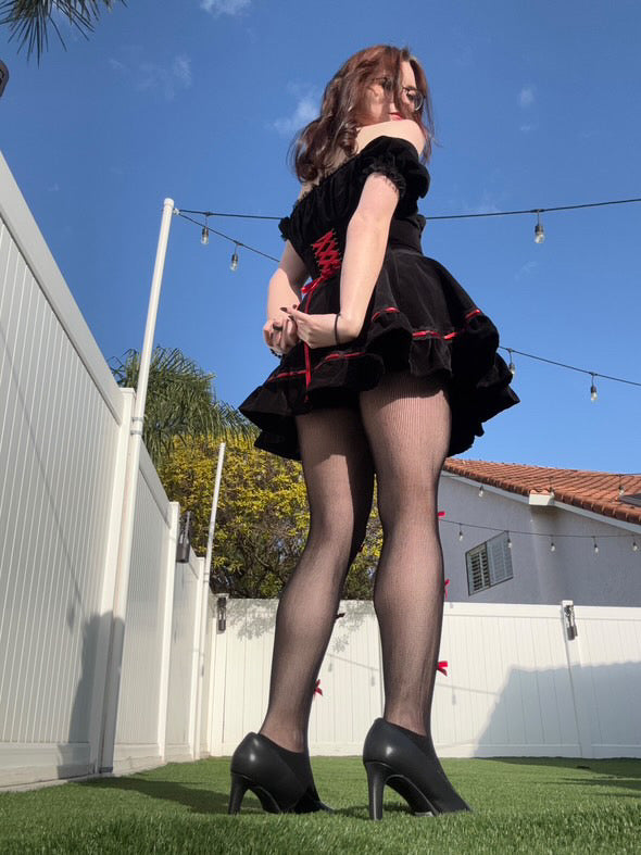 Amelie Dress in Velvet