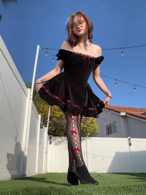 Amelie Dress in Velvet