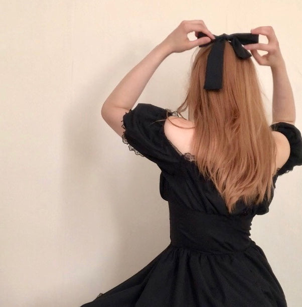 Frilie Dress in Black