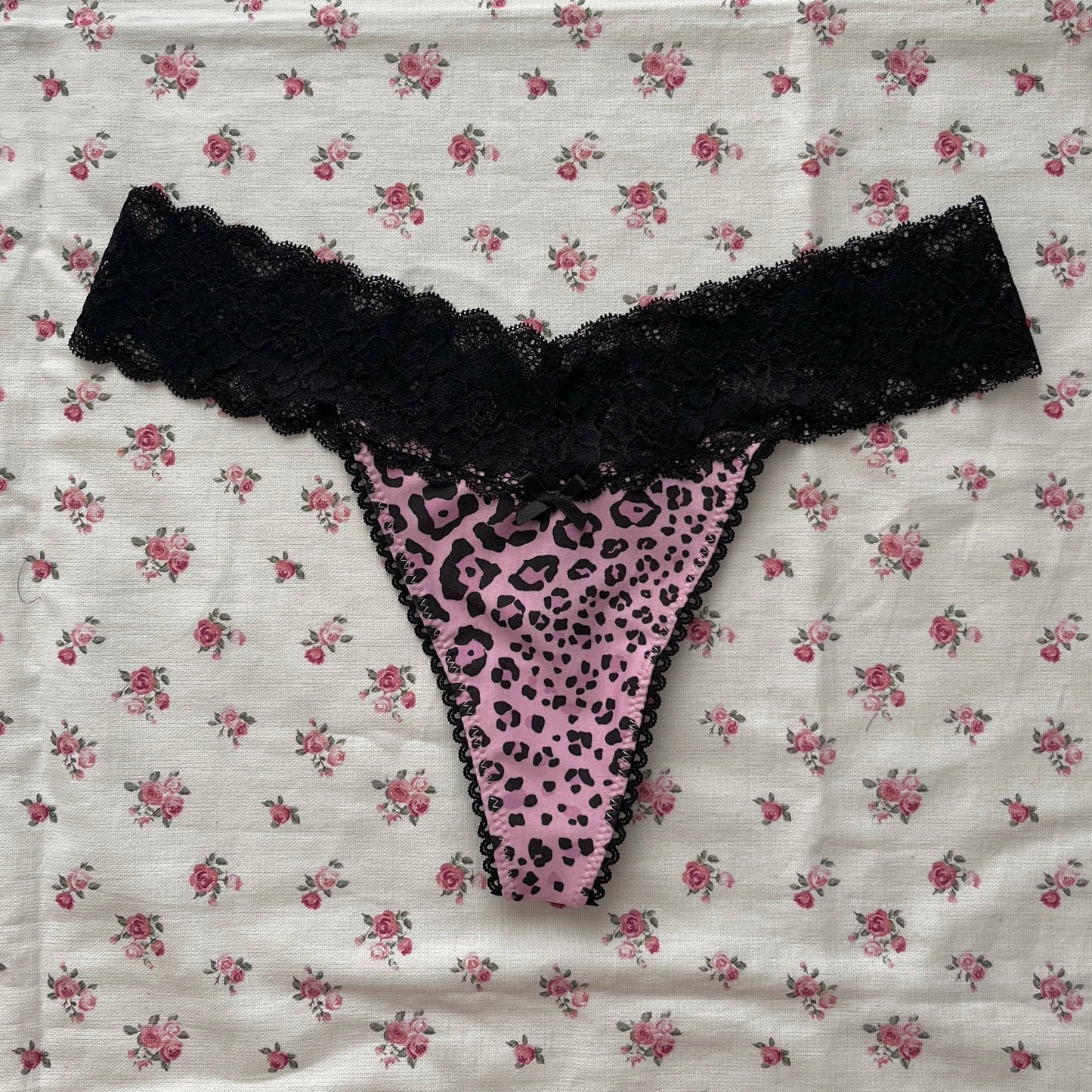 Eve Thong - Pink Leopard [Preorder]