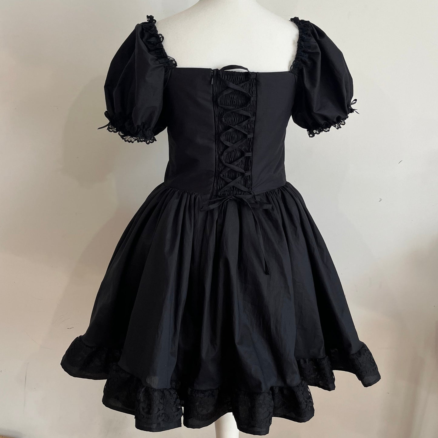 Add: Adjustable Lace Up Back