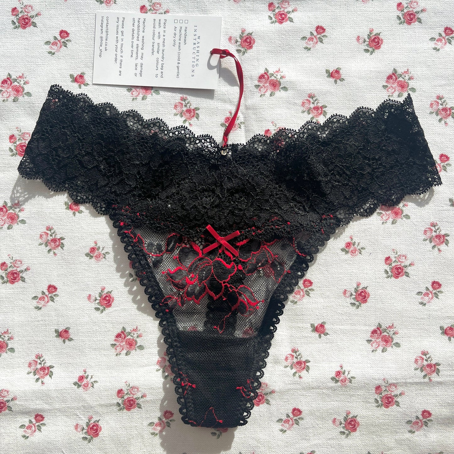 Red Lace Thong (XS)