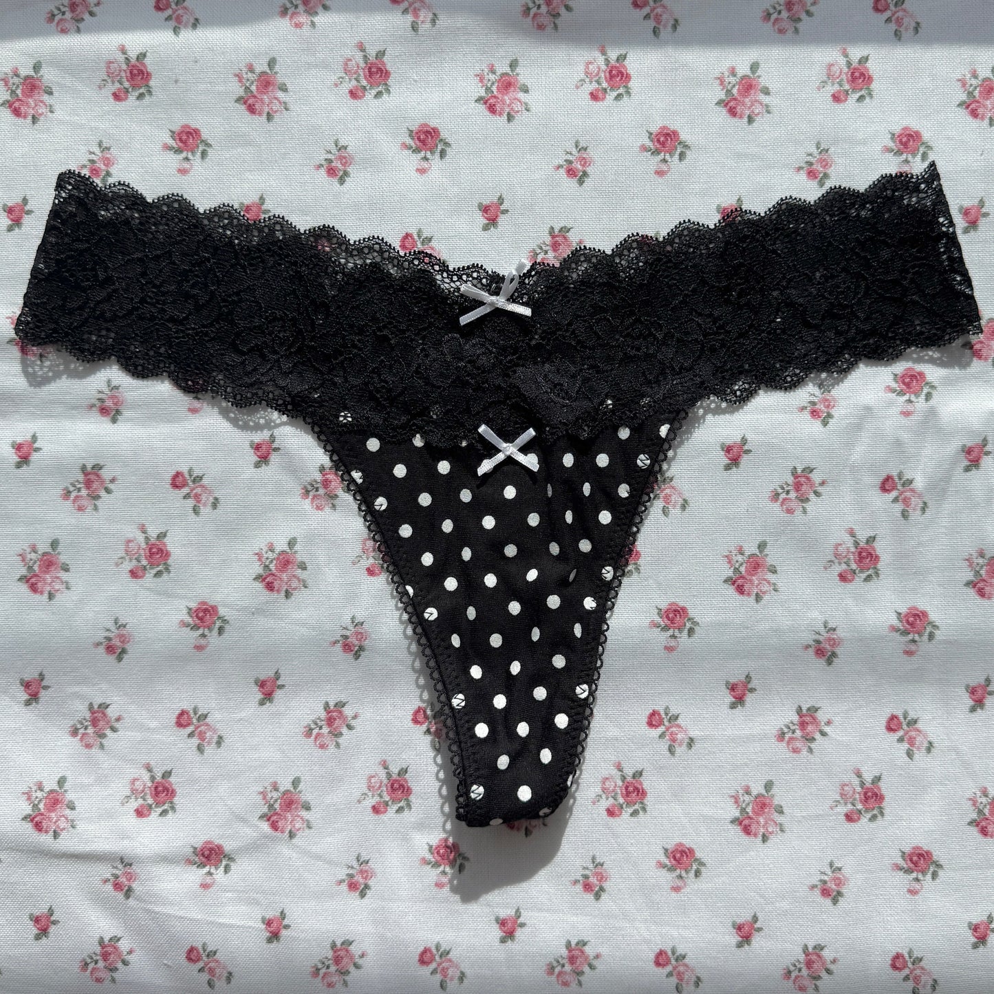 Eve Thong - Polka Dot [Preorder]