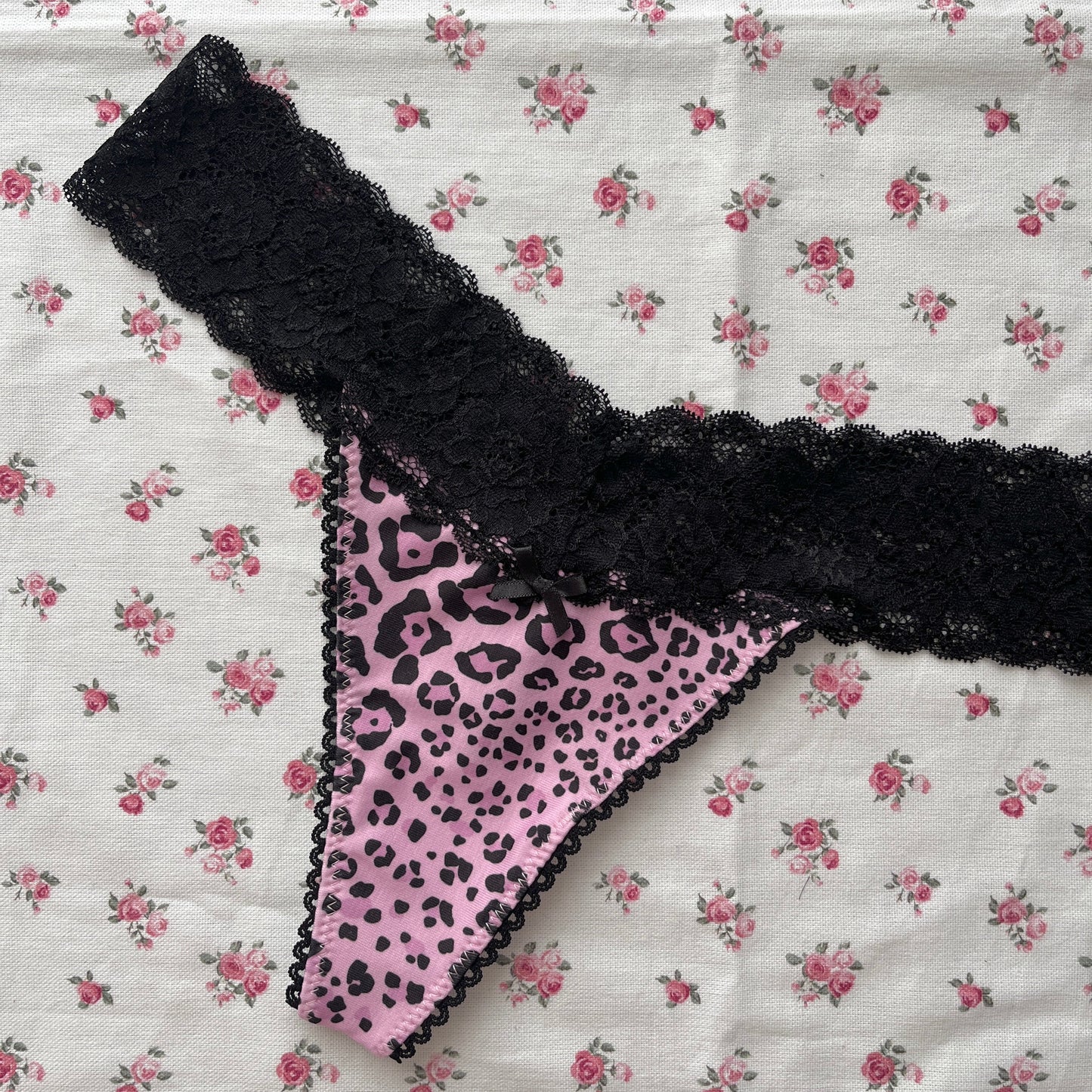 Eve Thong - Pink Leopard [Preorder]
