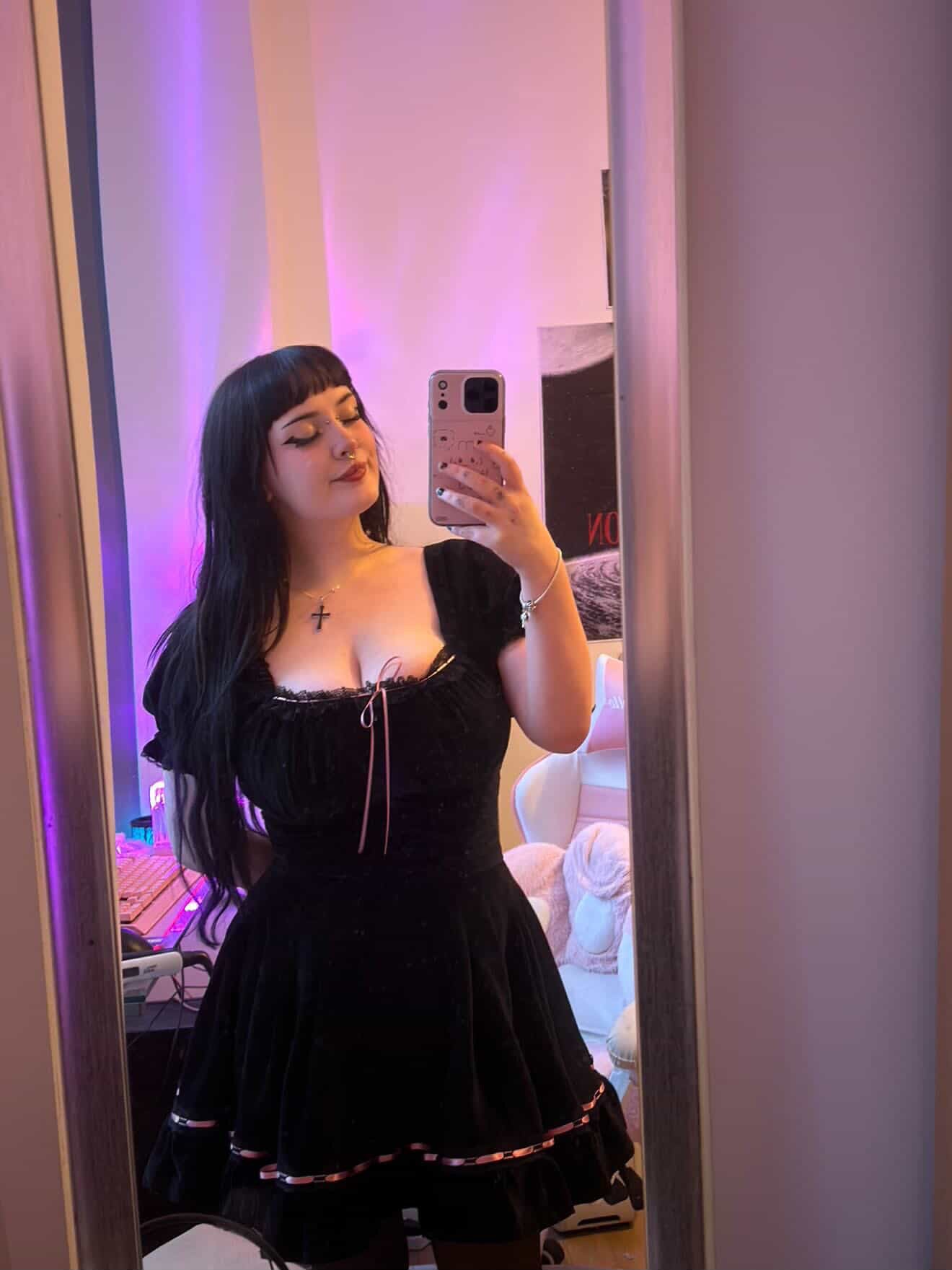 Amelie Dress in Cotton Velvet [Preorder]