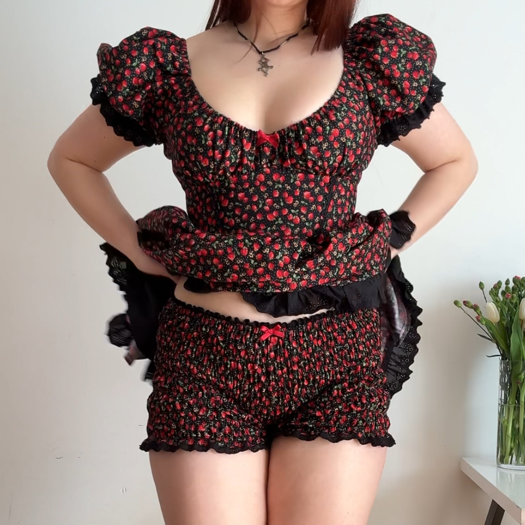 Strawberry(Black)